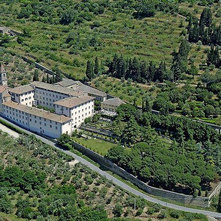 Hotel Oasi Neumann 哥尔顿 外观 照片